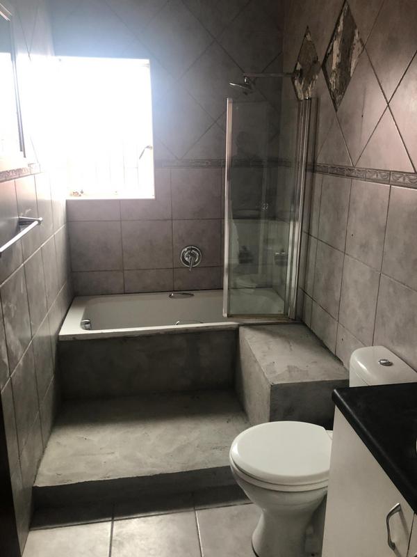 3 Bedroom Property for Sale in Westridge Western Cape